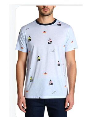 Free Planet men’s tee shirt, size small. (F18)